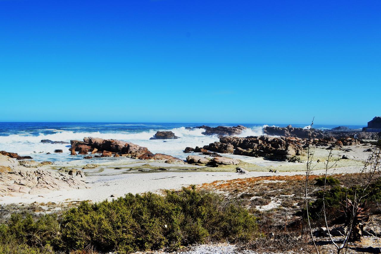 54 On Strand Lambert's Bay Bagian luar foto